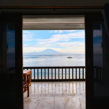 Sari Nadi Beach